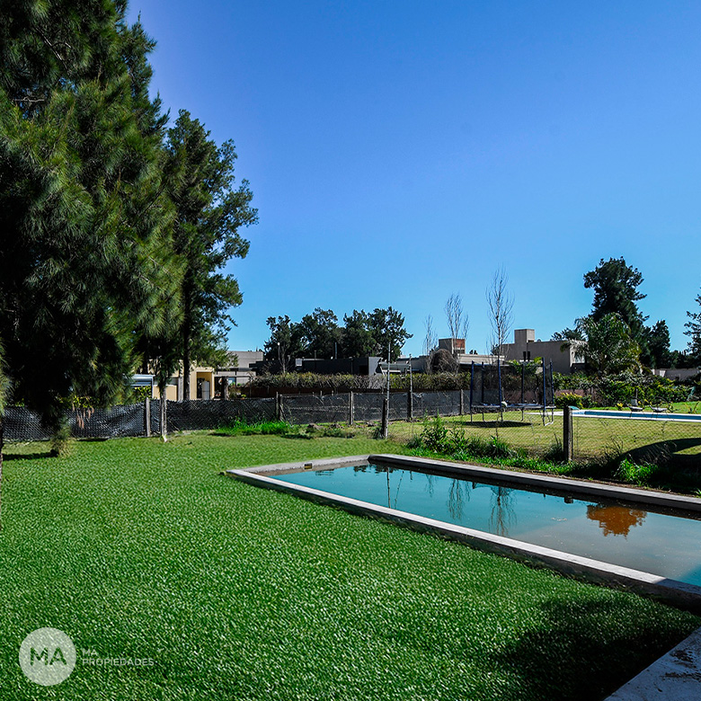 Casa de 3 dormitorios en venta, jardín, piscina - Palos Verdes - Fisherton Rosario